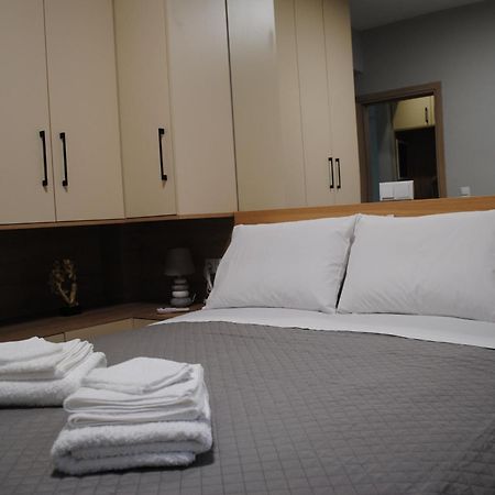 Niriides Apartments 포르토헬리 외부 사진